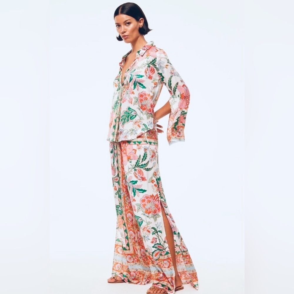 🌷Spring Fling Sale ~NWT MISA Los Angeles, Roya Celine in Floral Casablanca MED